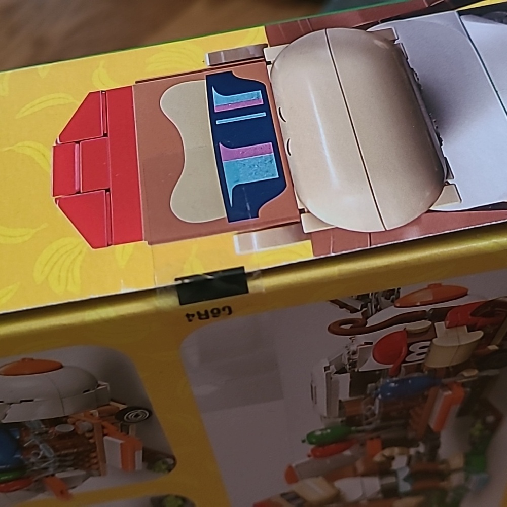 NWT Lego 71425: Super Mario Diddy Kong's Mine Cart Ride Expansion Set - Picture 3 of 7